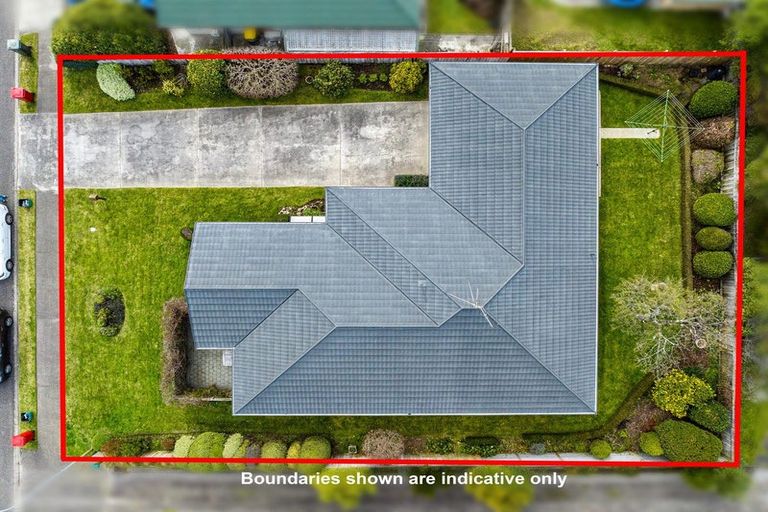 Photo of property in 58 Cedar Drive, Paraparaumu Beach, Paraparaumu, 5032