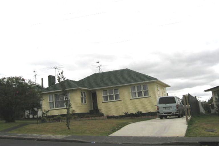 Photo of property in 178 Birkdale Road, Birkdale, Auckland, 0626