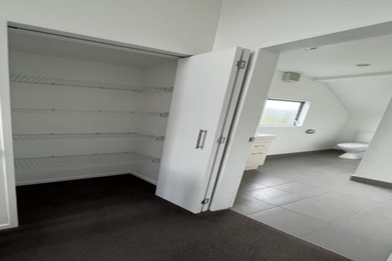 Photo of property in 12u5 Agra Crescent, Khandallah, Wellington, 6035
