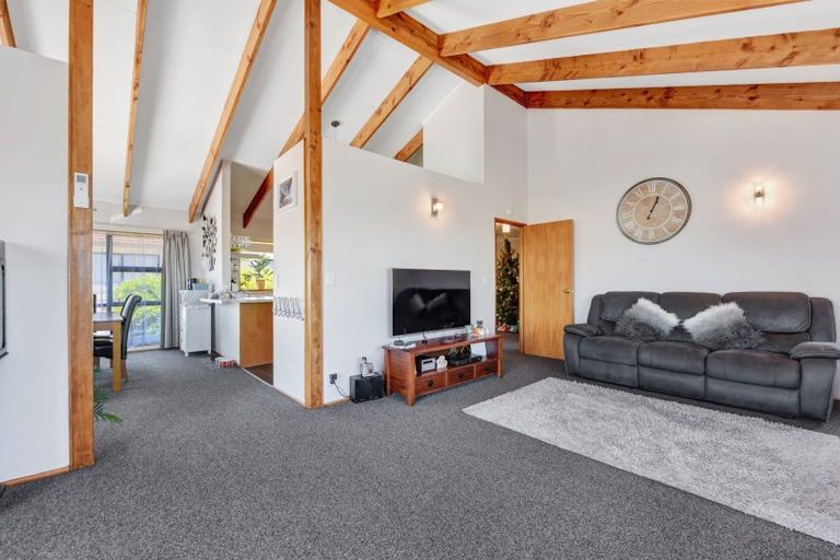 Photo of property in 18 Giblin Street, Richmond, 7020