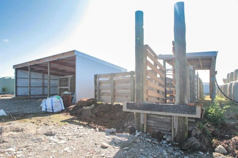 Photo of property in 160 Round Hill Road, Reidston, Oamaru, 9492