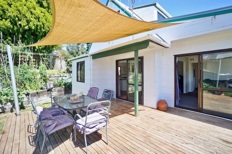 Photo of property in 10 Muir Place, Te Puke, 3119