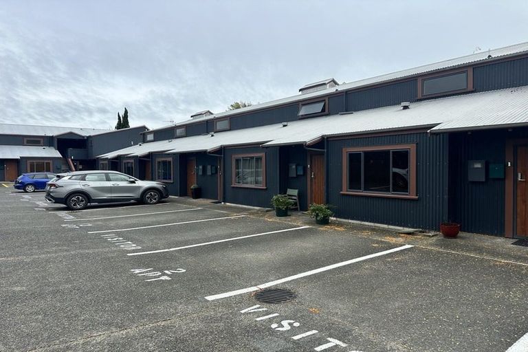 Photo of property in Hastings Gospel Hall, 1/2a Hillsbrook Place, Havelock North, 4130