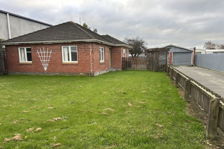 Photo of property in 122 Mcmurdo Street, Tinwald, Ashburton, 7700