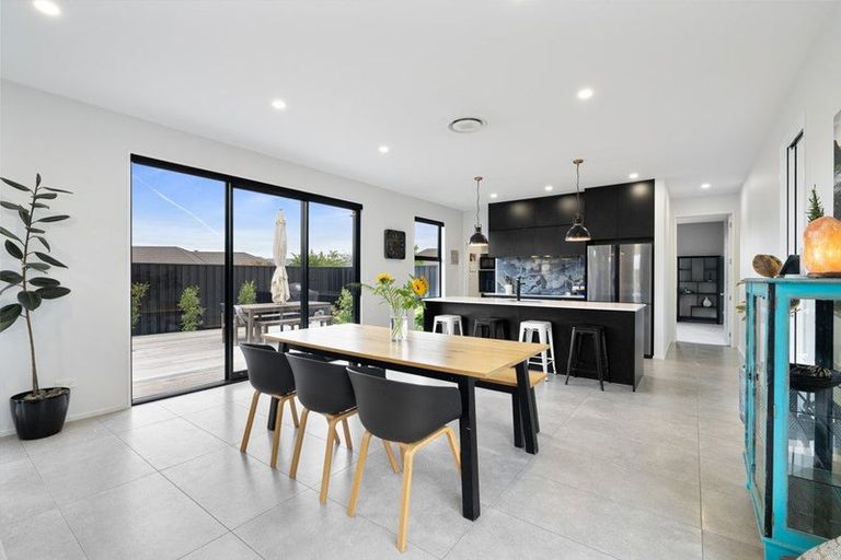 Photo of property in 15 Sincock Place, Kaiapoi, 7630