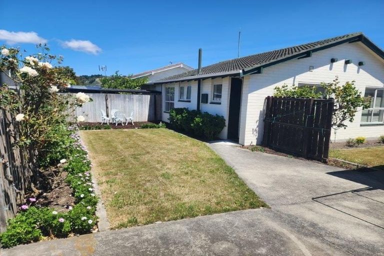 Photo of property in 2/111 Kaiwara Street, Hoon Hay, Christchurch, 8025