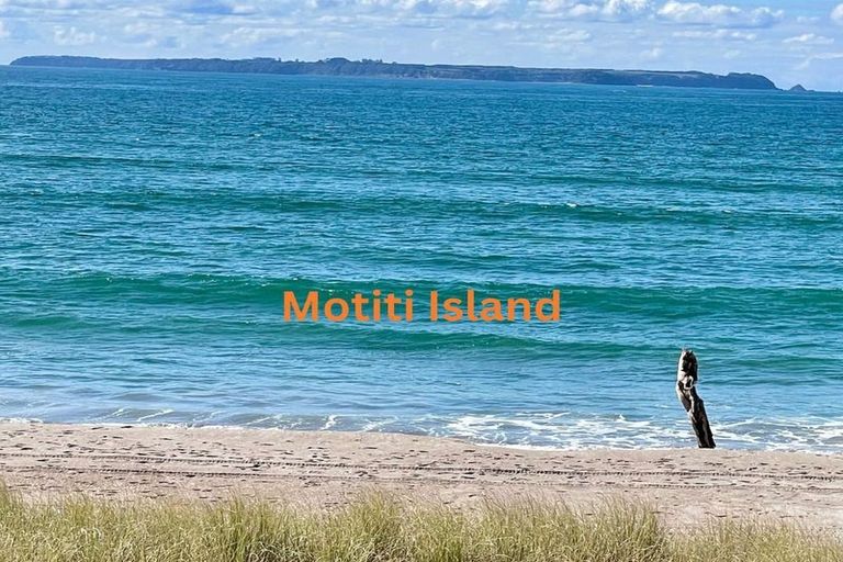 Photo of property in 161 Karewa Parade, Papamoa Beach, Papamoa, 3118