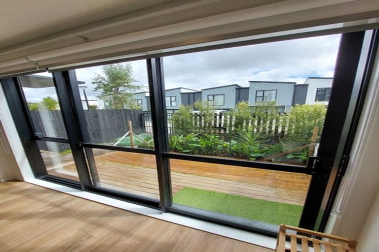 Photo of property in 21 Hinonga Loop, Silverdale, 0932