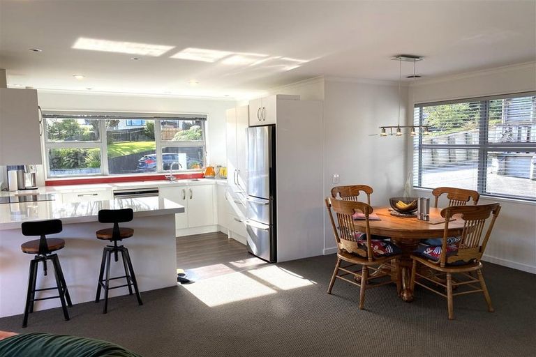 Photo of property in 2 Fernhill Place, Karoro, Greymouth, 7805
