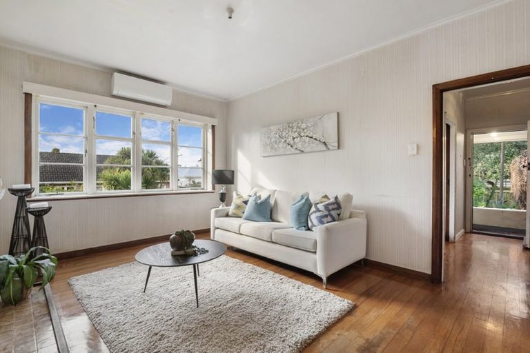 Photo of property in 9d Kerr Street, Devonport, Auckland, 0624
