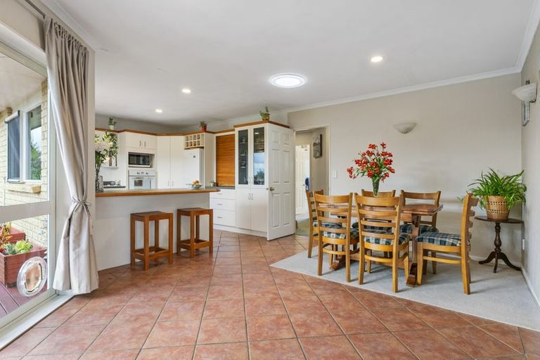 Photo of property in 42 Mahonia Place, Pyes Pa, Tauranga, 3112