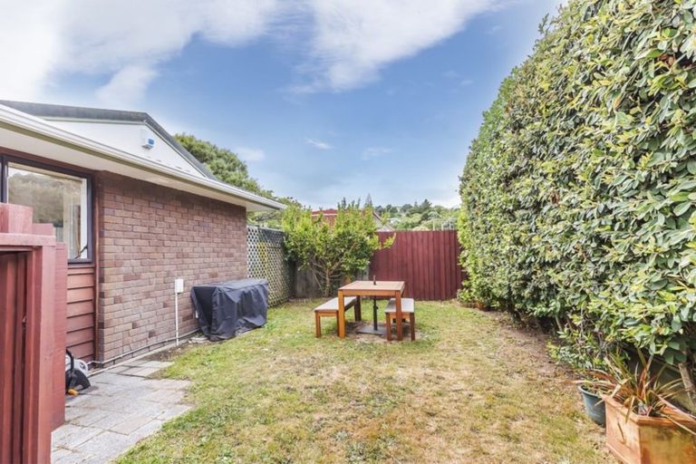 Photo of property in 7f1 Tawa Street, Tawa, Wellington, 5028