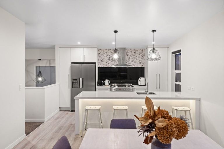 Photo of property in 22a Karewa Parade, Papamoa Beach, Papamoa, 3118