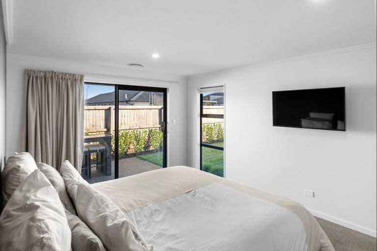 Photo of property in 6 Maleny Lane, Rolleston, 7615