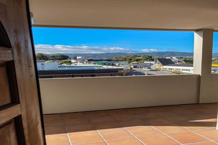 Photo of property in 2b/25 Maclean Street, Paraparaumu Beach, Paraparaumu, 5032