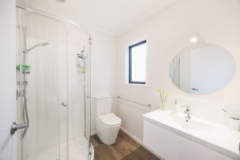 Photo of property in 5a Aokautere Drive, Fitzherbert, 4410