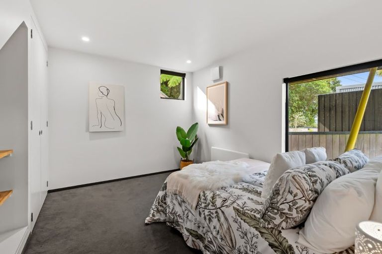 Photo of property in 49 Mount Pleasant Road, Aro Valley, Wellington, 6012