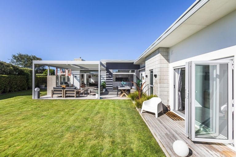 Photo of property in 101 Aston Drive, Waimairi Beach, Christchurch, 8083