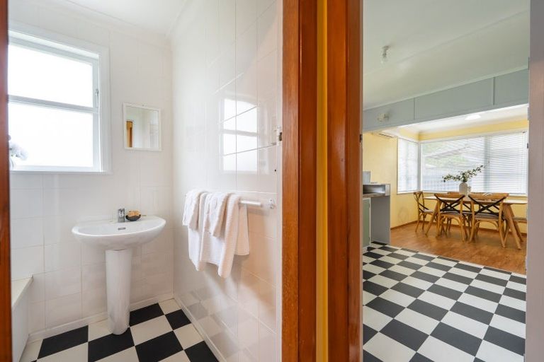 Photo of property in 51 Nottingham Avenue, Awapuni, Palmerston North, 4412