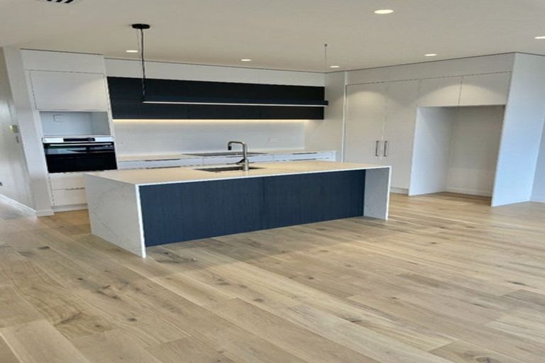 Photo of property in 13 Sierra Pine Road, Hobsonville, 0616