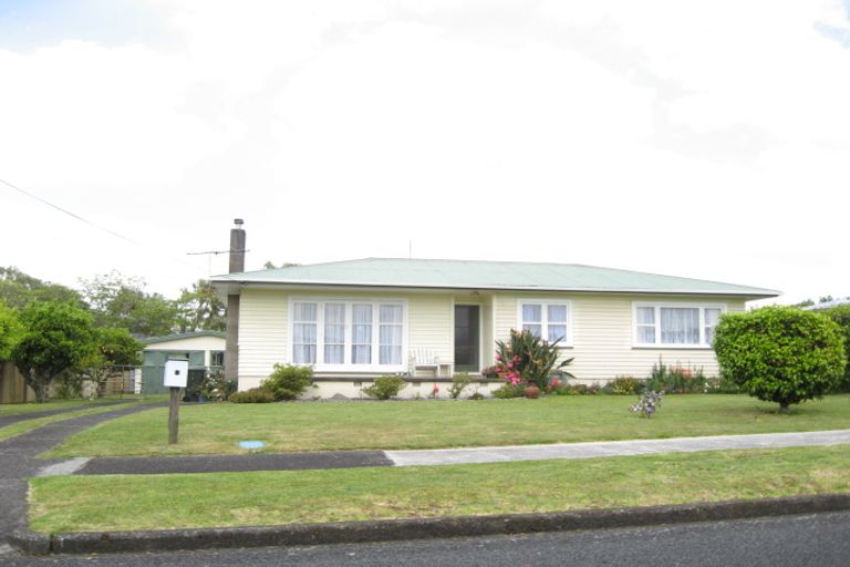 Photo of property in 8 Phillip Street, Pukekohe, 2120