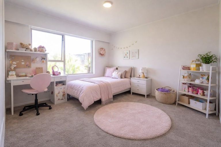Photo of property in 3/27 Waitemata Road, Hauraki, Auckland, 0622