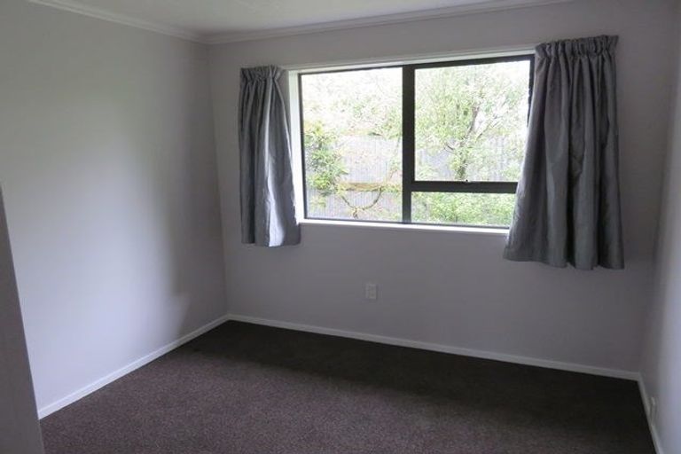 Photo of property in 12a Somerset Crescent, Highbury, Palmerston North, 4412