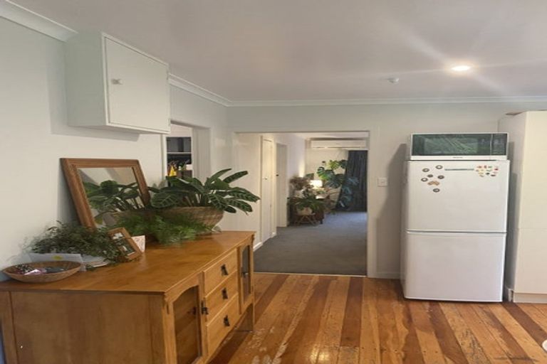 Photo of property in 66 Tarawera Road, Johnsonville, Wellington, 6037