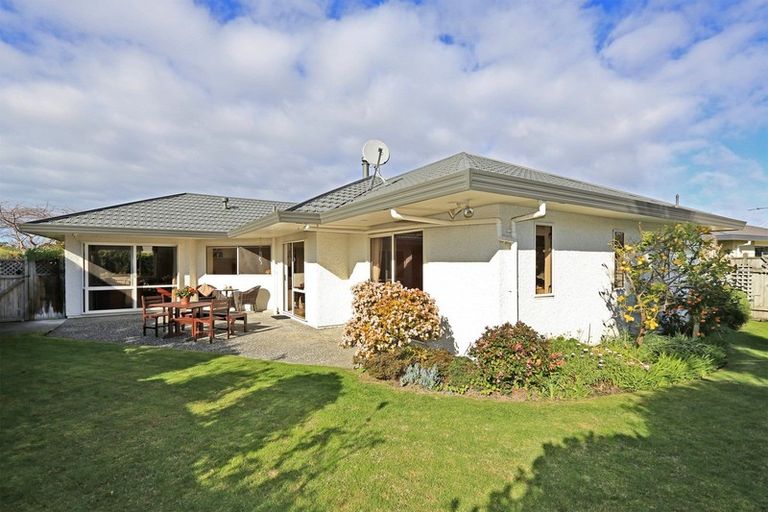 Photo of property in 10 Brompton Drive, Taradale, Napier, 4112