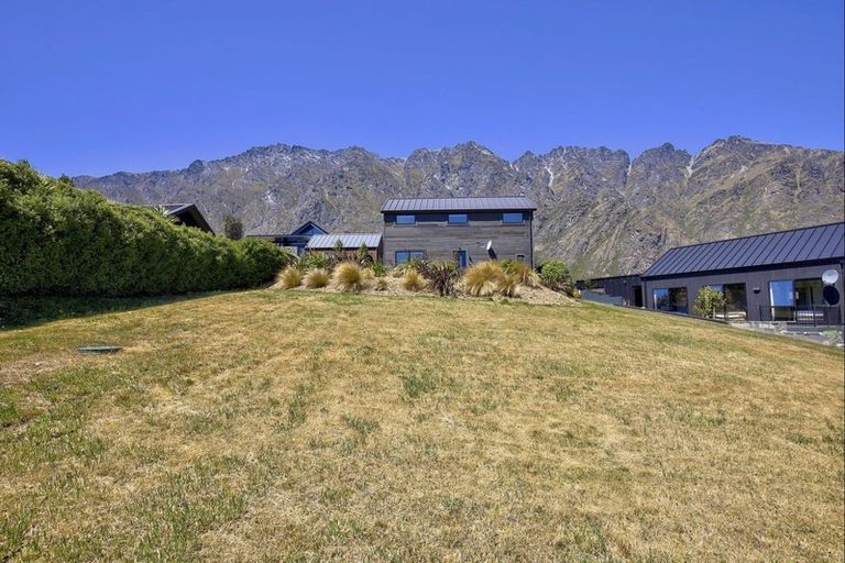 Photo of property in 3 Kintyre Court, Jacks Point, Queenstown, 9371