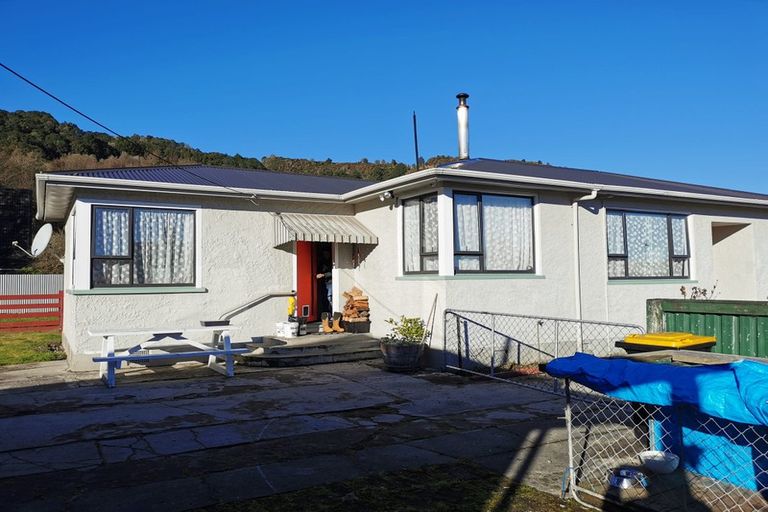 Photo of property in 6- 8 Munson Street, Reefton, 7830