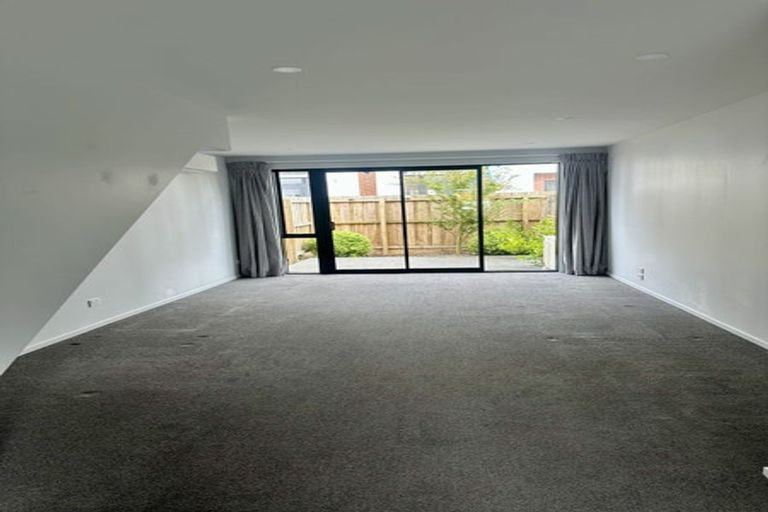 Photo of property in 8/258 Armagh Street, Christchurch Central, Christchurch, 8011