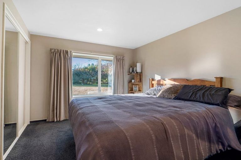 Photo of property in 29 Scarlet Oak Drive, West Melton, Christchurch, 7671