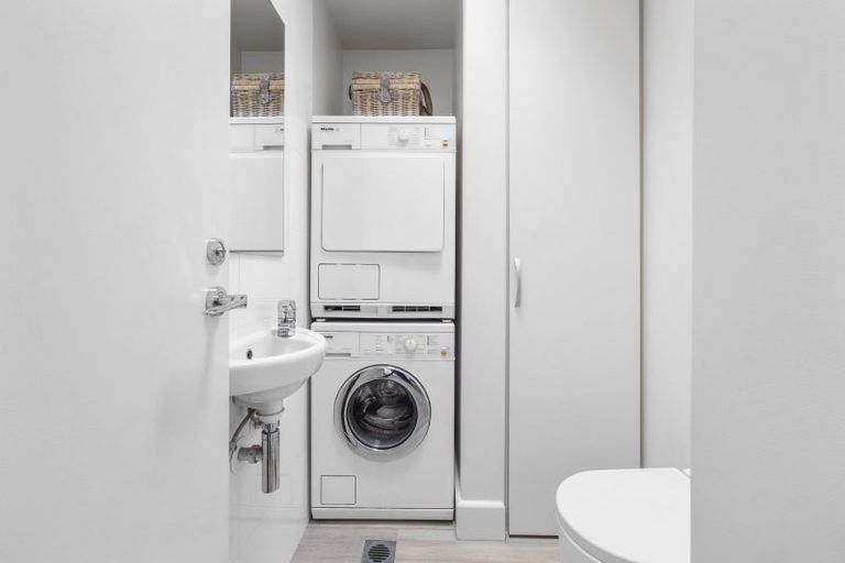 Photo of property in 314 Maunganui Road, Mount Maunganui, 3116