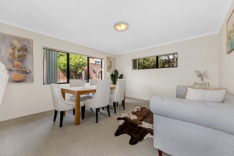 Photo of property in 6 Edingale Court, Flat Bush, Auckland, 2019