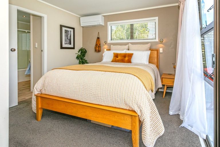 Photo of property in 225 Moana Anu Anu Avenue, Whangamata, 3620