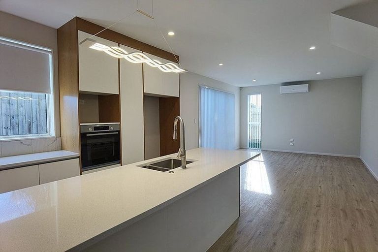 Photo of property in 6b Harvard Place, Albany, Auckland, 0632