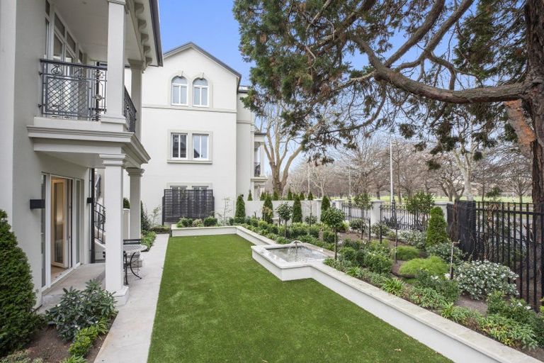 Photo of property in 2 Ayr Street, Riccarton, Christchurch, 8011