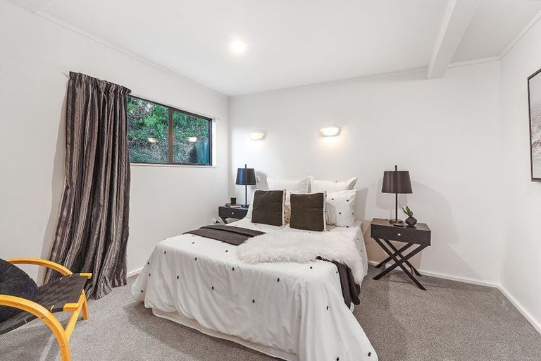 Photo of property in 33 Hindmarsh Street, Johnsonville, Wellington, 6037