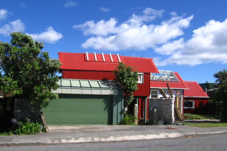 Photo of property in 169 Orangi Kaupapa Road, Northland, Wellington, 6012