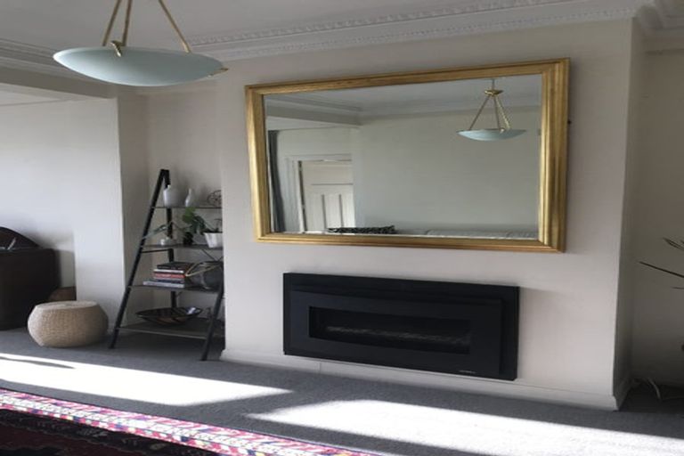 Photo of property in 154u1 Oriental Parade, Oriental Bay, Wellington, 6011