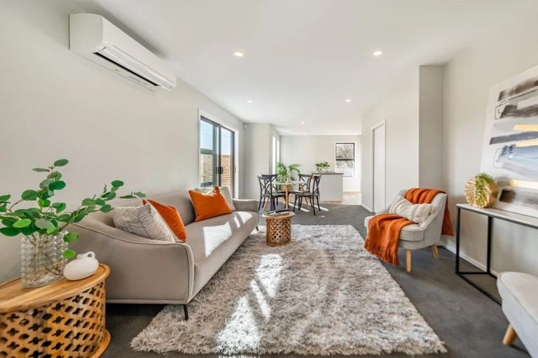 Photo of property in 380b Cambridge Terrace, Naenae, Lower Hutt, 5011