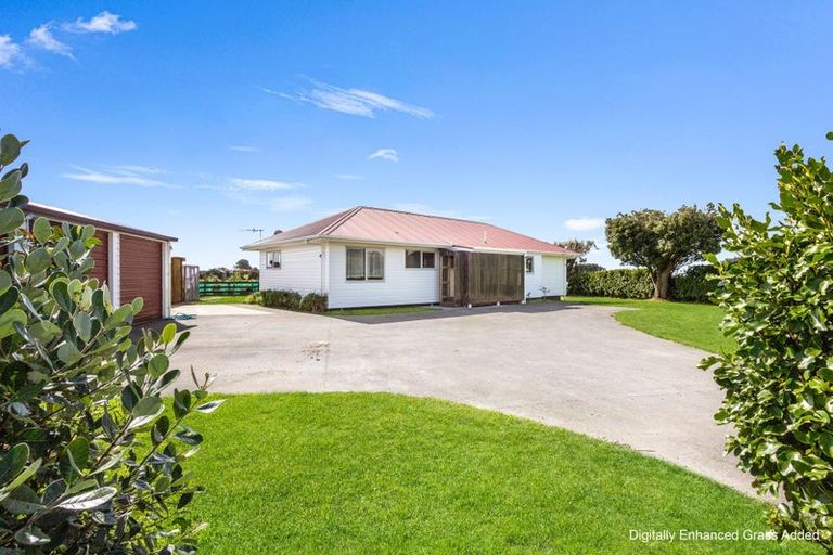 Photo of property in 957 Pukearuhe Road, Waiiti, Urenui, 4377
