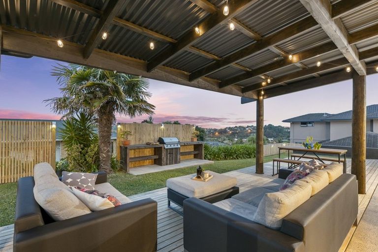 Photo of property in 33 Hallmark Rise, Bethlehem, Tauranga, 3110