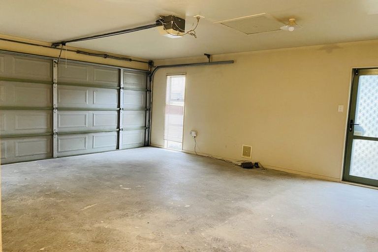 Photo of property in 54b Delta Avenue, New Lynn, Auckland, 0600