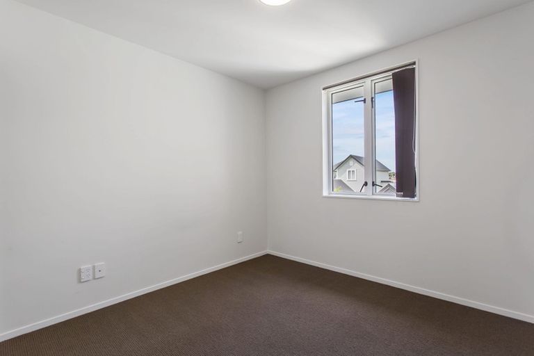 Photo of property in 87 Grove Road, Papakura, 2110