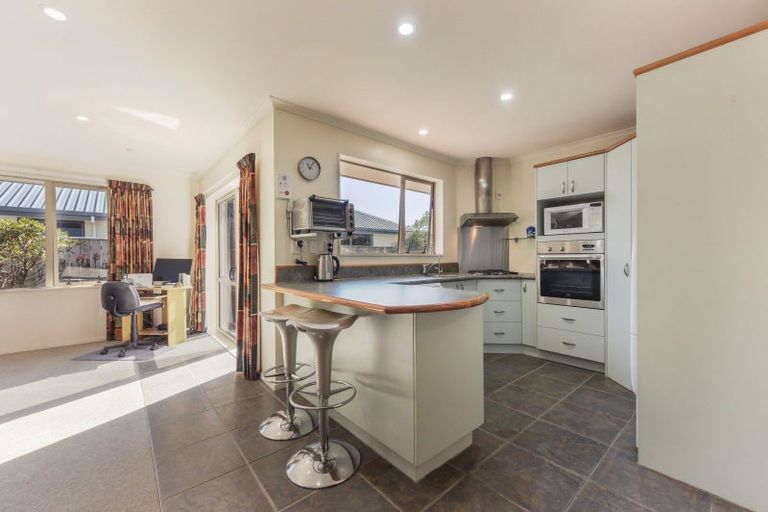 Photo of property in 8 Otia Drive, Richmond, 7020