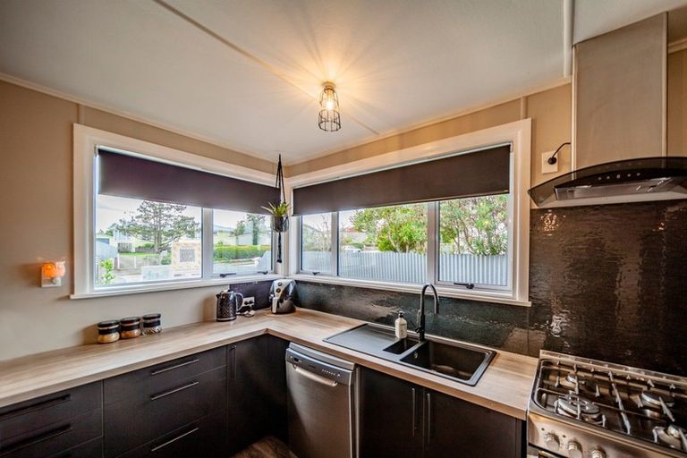 Photo of property in 27 Mclean Terrace, Waipukurau, 4200