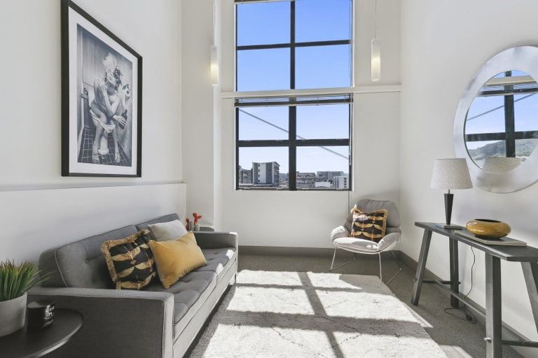 Photo of property in Urbane Apartments, 27/29 Webb Street, Mount Cook, Wellington, 6011