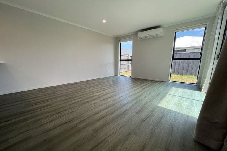 Photo of property in 34 William Dawson Crescent, Wigram, Christchurch, 8025